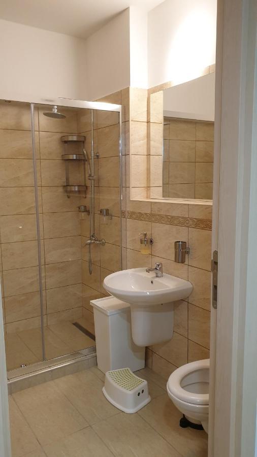 Criss Apartament Sinaia Buitenkant foto