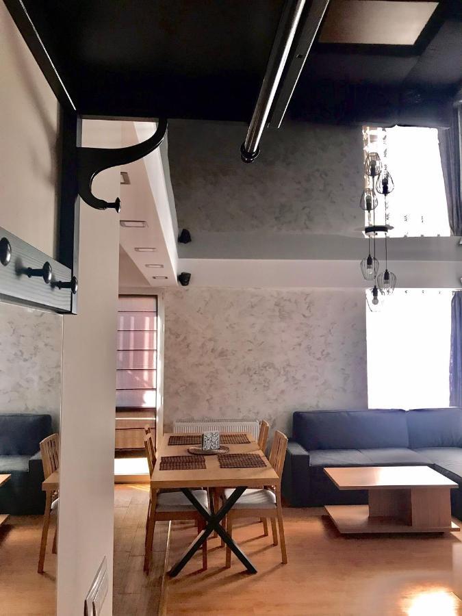 Criss Apartament Sinaia Buitenkant foto