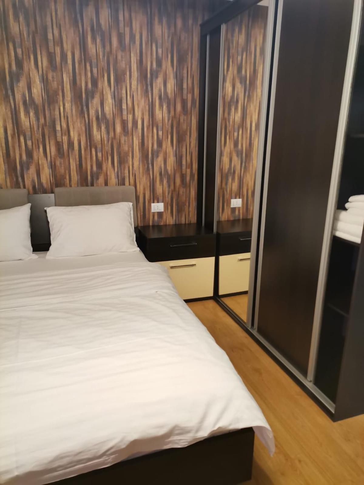 Criss Apartament Sinaia Buitenkant foto